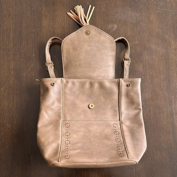Elegant Tan Backpack with Tassel Detail - Picture 2 of 6